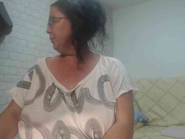 emmasquirt69 webcam