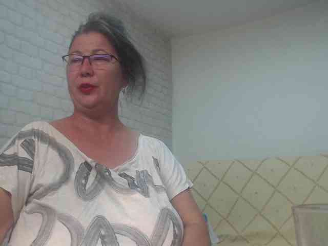 emmasquirt69 webcam