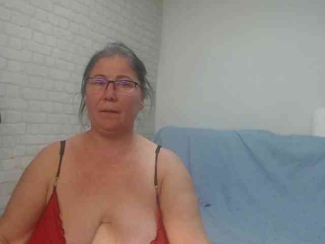 emmasquirt69 webcam
