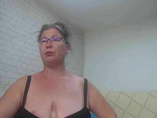 emmasquirt69 webcam