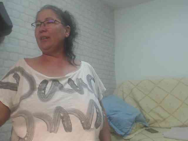 emmasquirt69 webcam