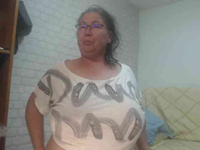 emmasquirt69 webcam