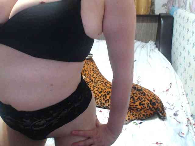 CrazzyBitch webcam
