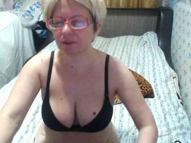 CrazzyBitch webcam