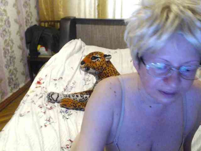 CrazzyBitch webcam