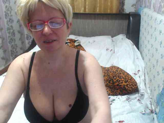 CrazzyBitch webcam