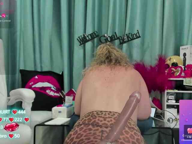 -R-A-R-E- webcam