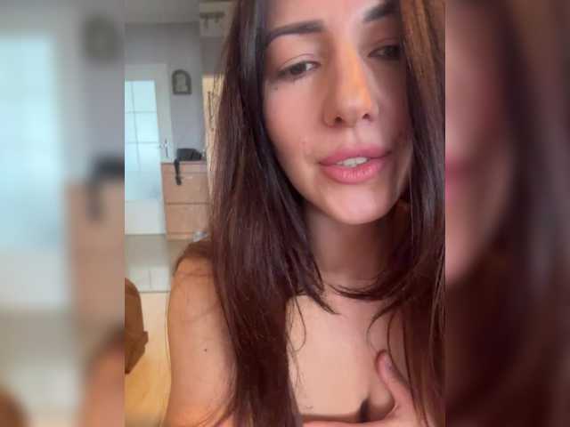 _Happy_Lady_