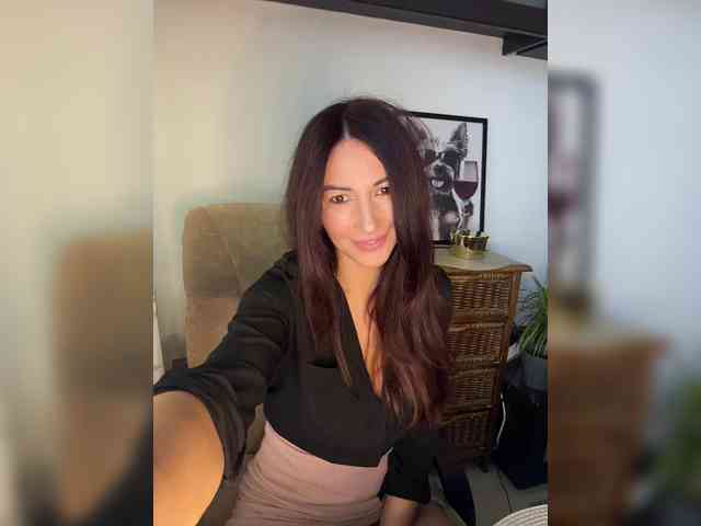 _Happy_Lady_ webcam