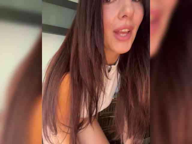 _Happy_Lady_ webcam