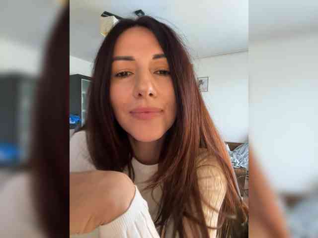 _Happy_Lady_ webcam