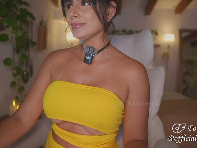 meegan live sex show