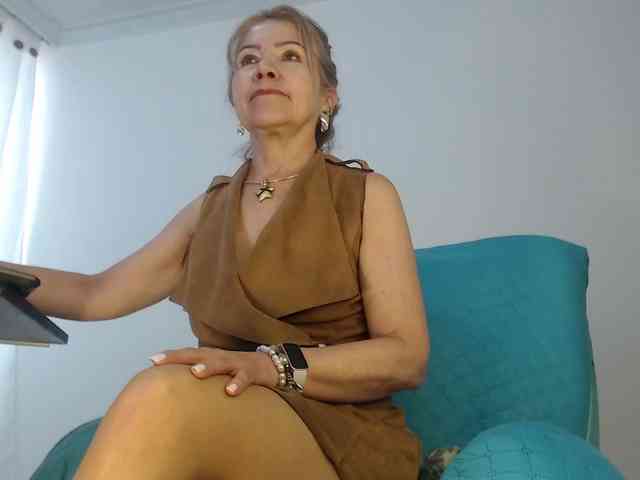 Ladylucky webcam