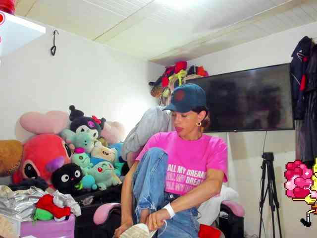 HannahTight Live Webcam on BongaCams