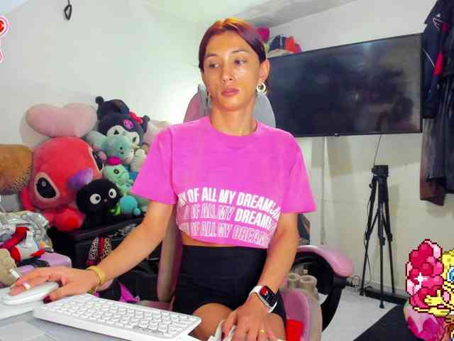 HannahTight Live Webcam on BongaCams