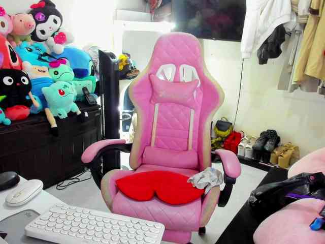 HannahTight Live Webcam on BongaCams