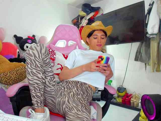 HannahTight Live Webcam on BongaCams