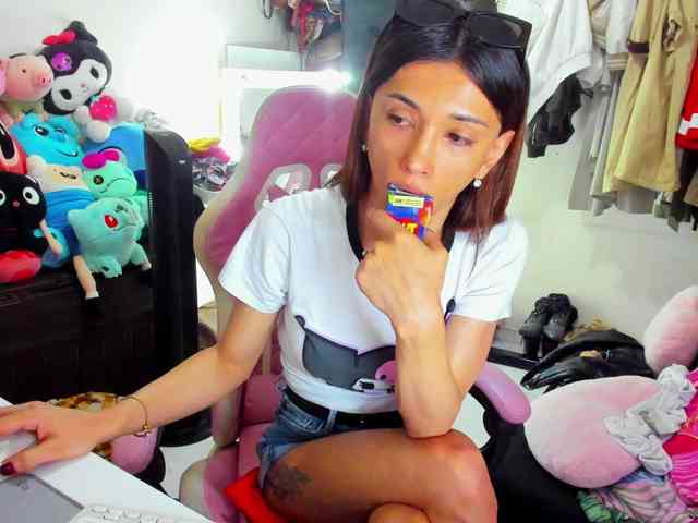 HannahTight Live Webcam on BongaCams