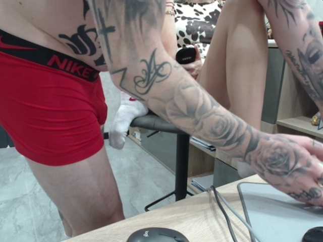 tattoo-couple's BongaCams show and profile