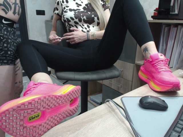 tattoo-couple's BongaCams show and profile