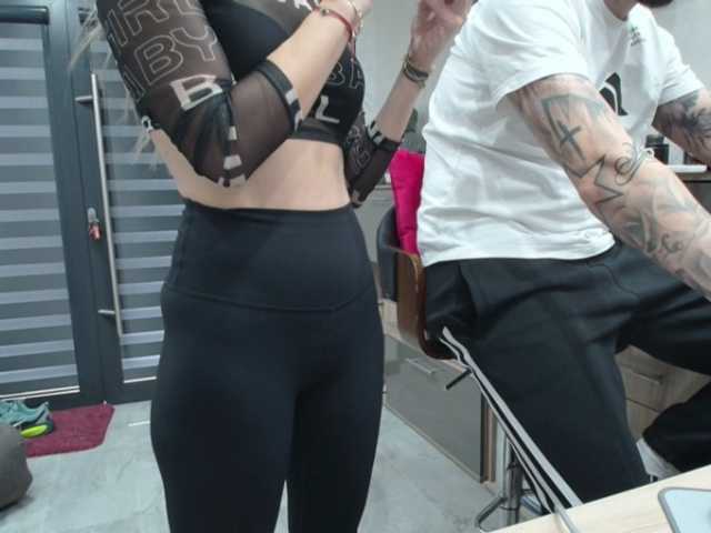 tattoo-couple live show