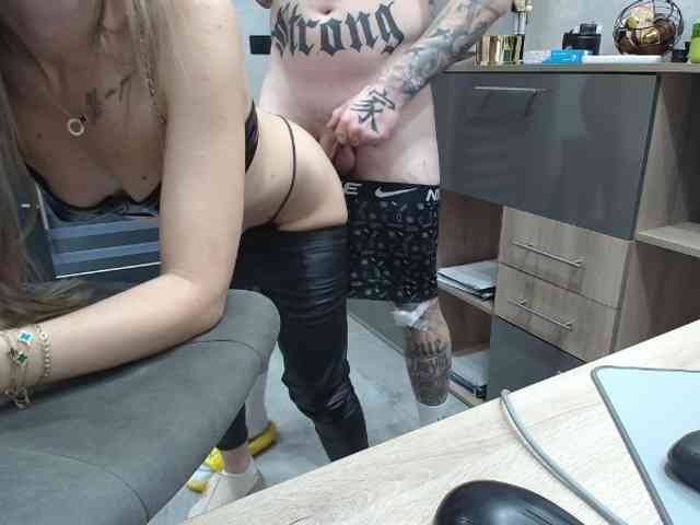 tattoo-couple webcam