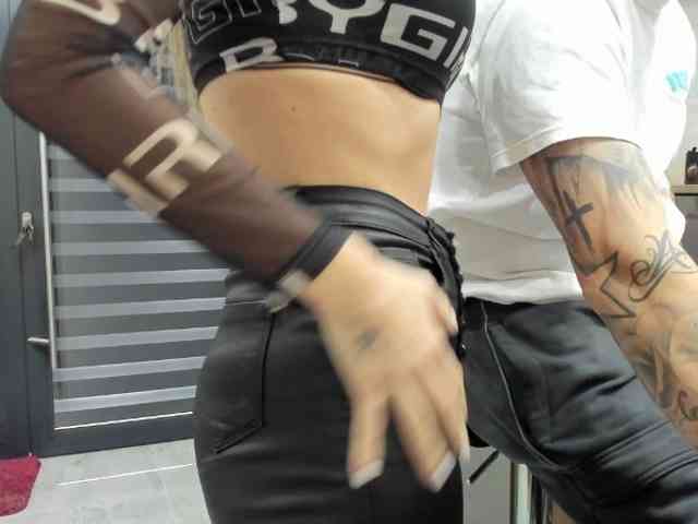 tattoo-couple webcam