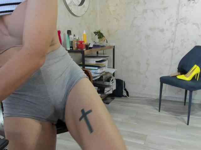 tattoo-couple webcam