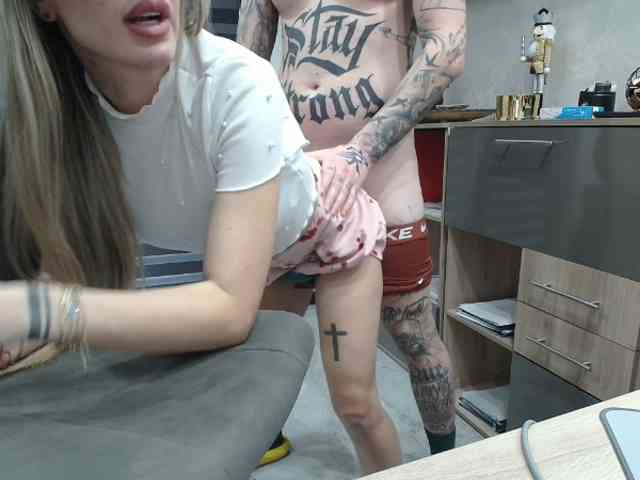 tattoo-couple webcam