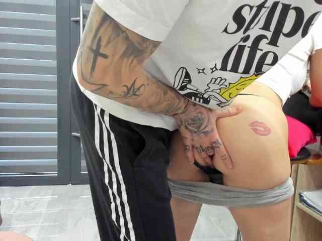 tattoo-couple webcam