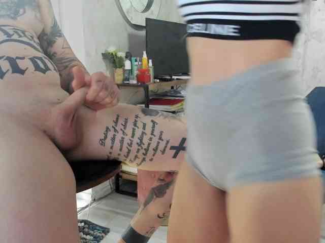 nude amateur Tattoo-couple