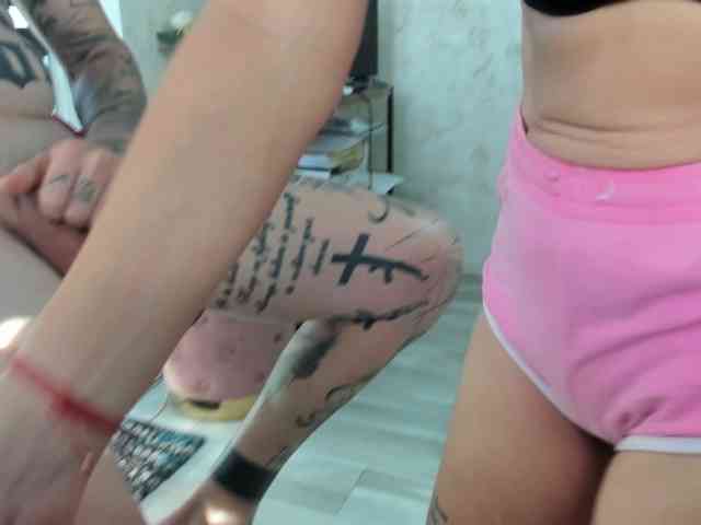tattoo-couple webcam