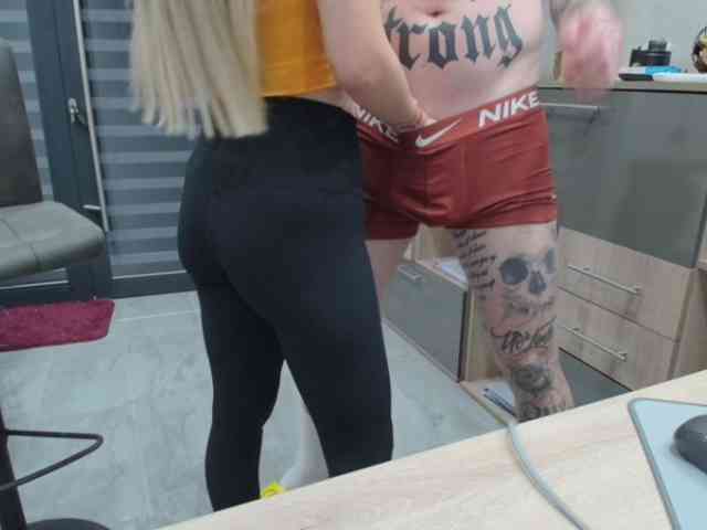 tattoo-couple webcam