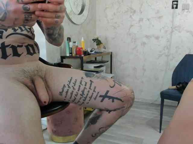tattoo-couple webcam