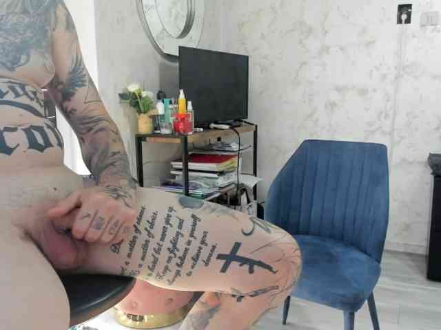 tattoo-couple webcam