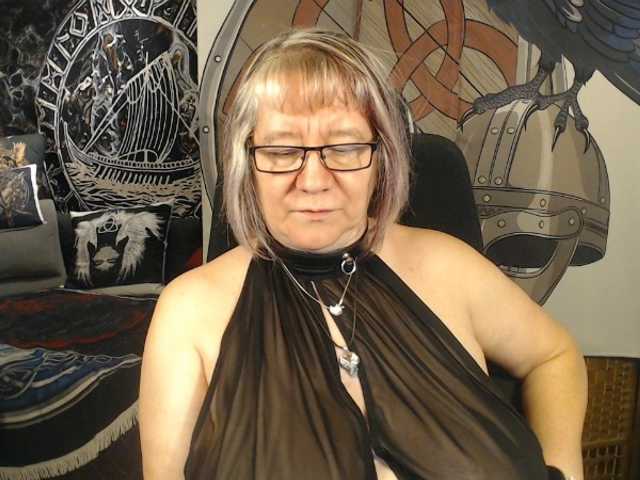  90dTitten chat room