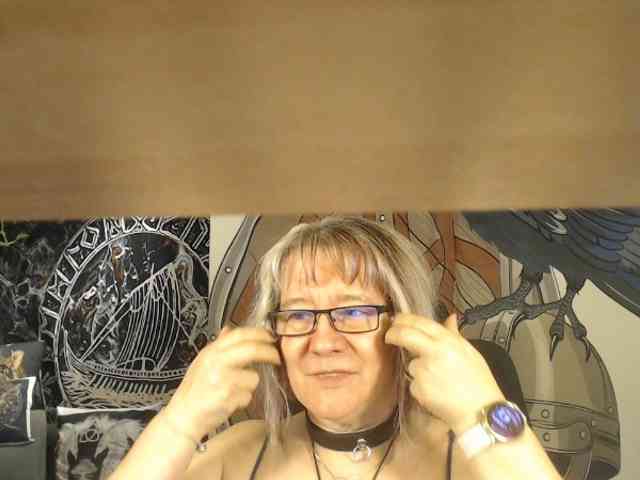 90dTitten webcam