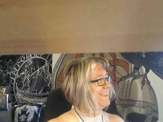 90dTitten webcam