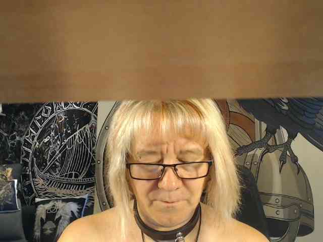90dTitten webcam