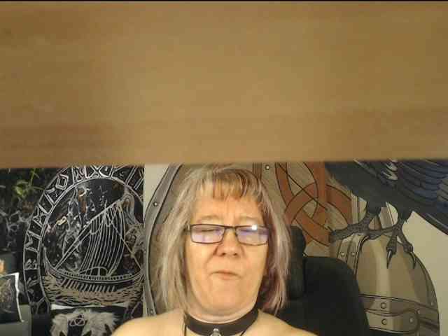 90dTitten webcam