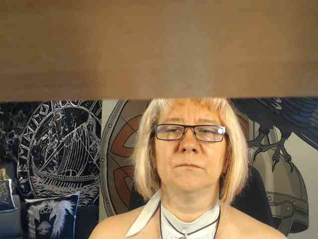 90dTitten webcam