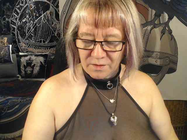90dTitten webcam