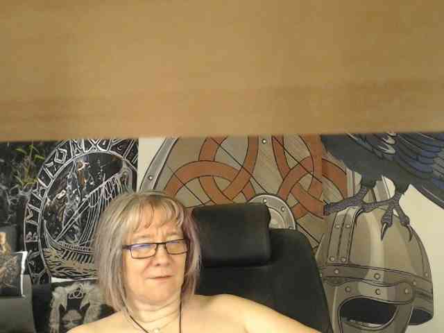 90dTitten webcam