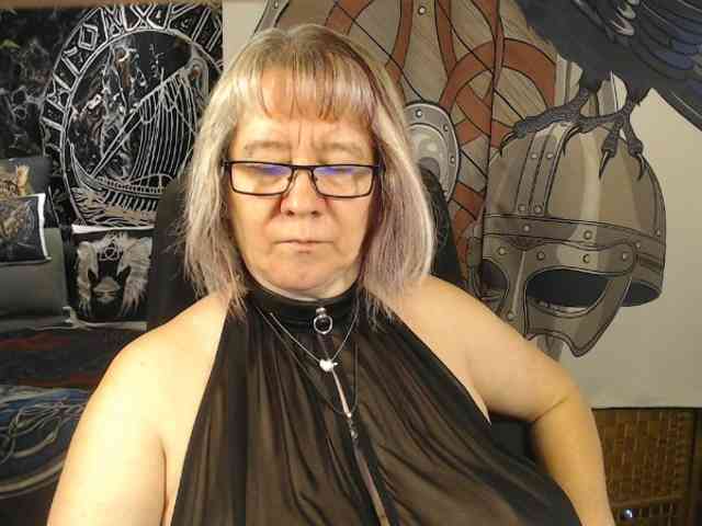 90dTitten webcam
