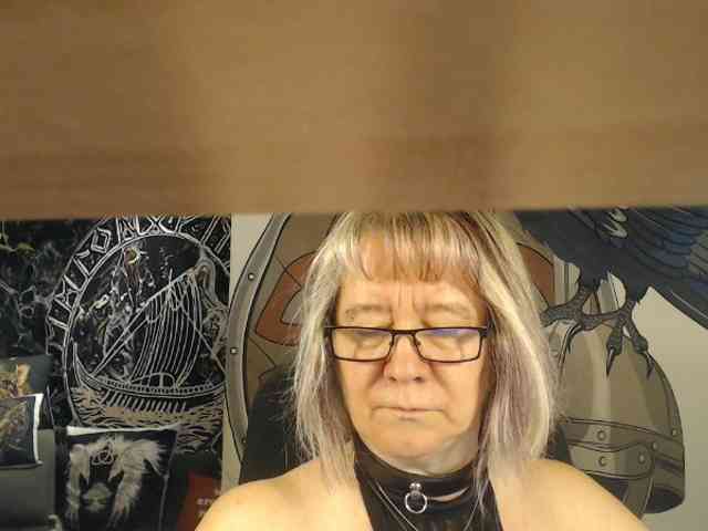 90dTitten webcam