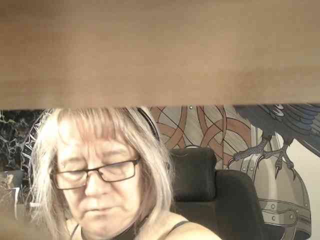 90dTitten webcam