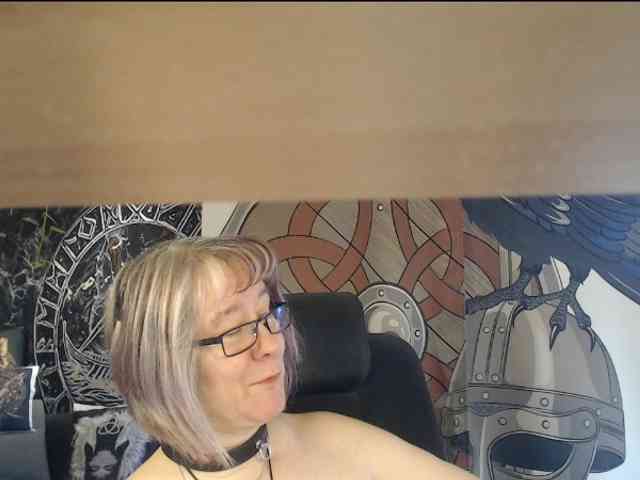 90dTitten webcam