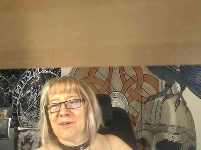 90dTitten webcam