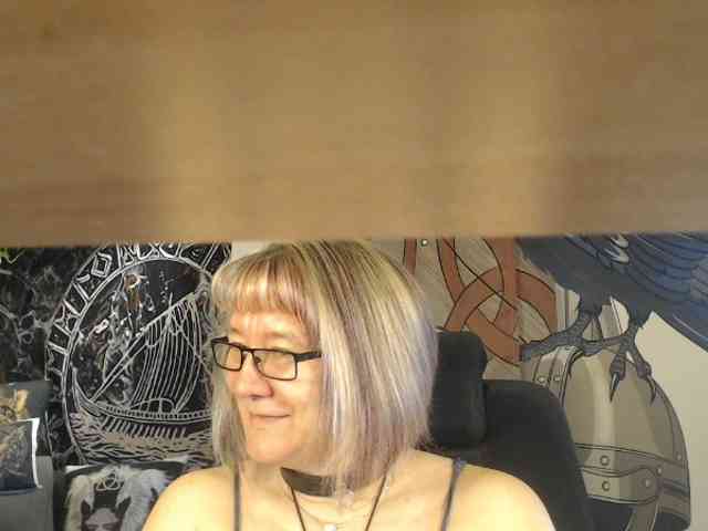 90dTitten webcam