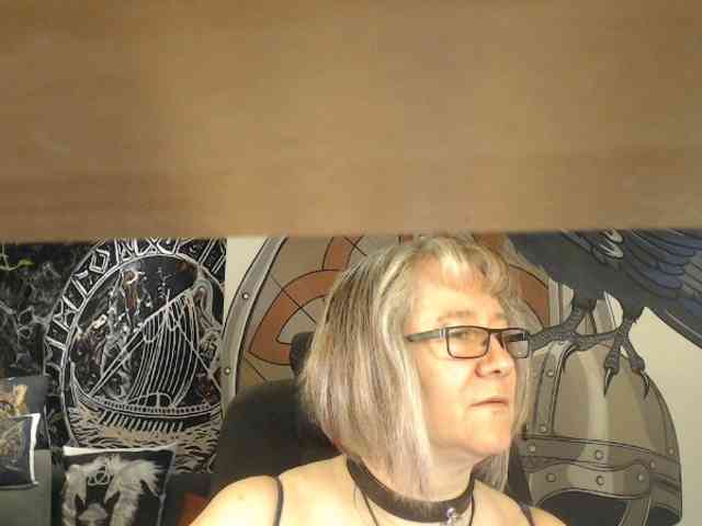 90dTitten webcam